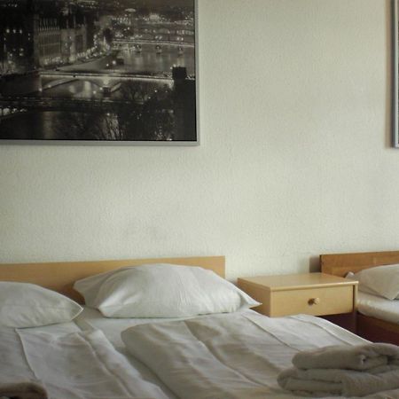 Hotel Komet Dusseldorf Luaran gambar