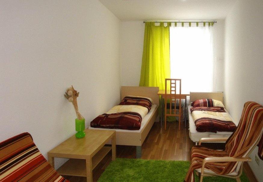 Hotel Komet Dusseldorf Luaran gambar